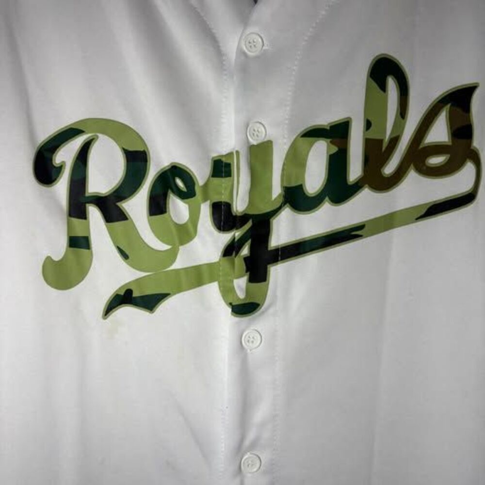 Kansas City Royals Camo Print Baseball Jersey - Picture 3 of 7